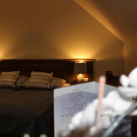 Piano Cafe B&B Мелец Экстерьер фото